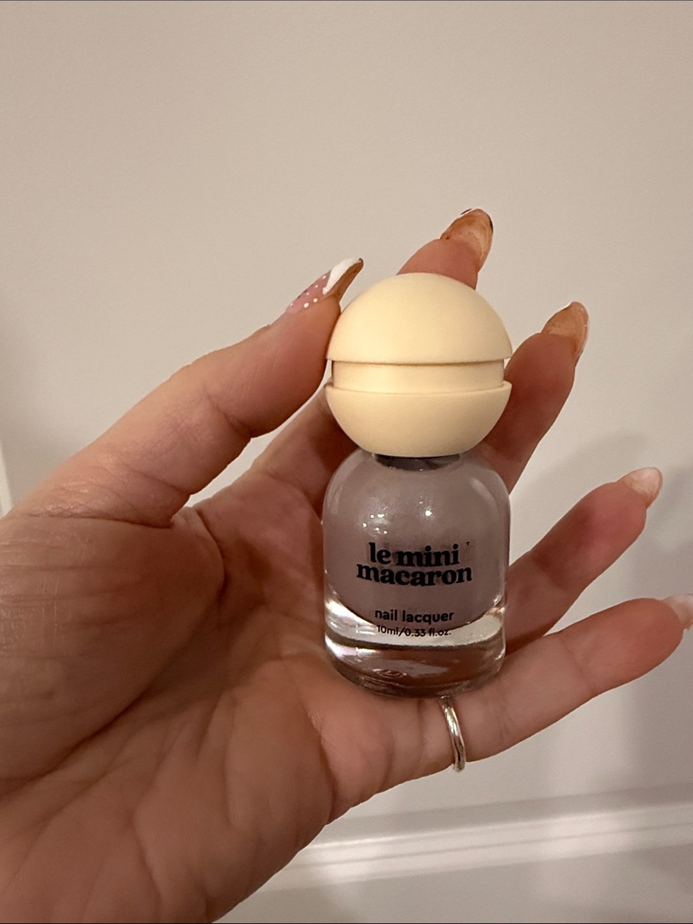 Le mini macaron Spiced Chai nail lacquer 10ml:0.33 floz